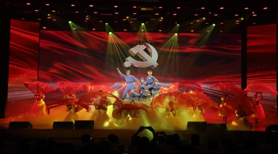 我司原创情景舞蹈《期盼》演出获佳绩